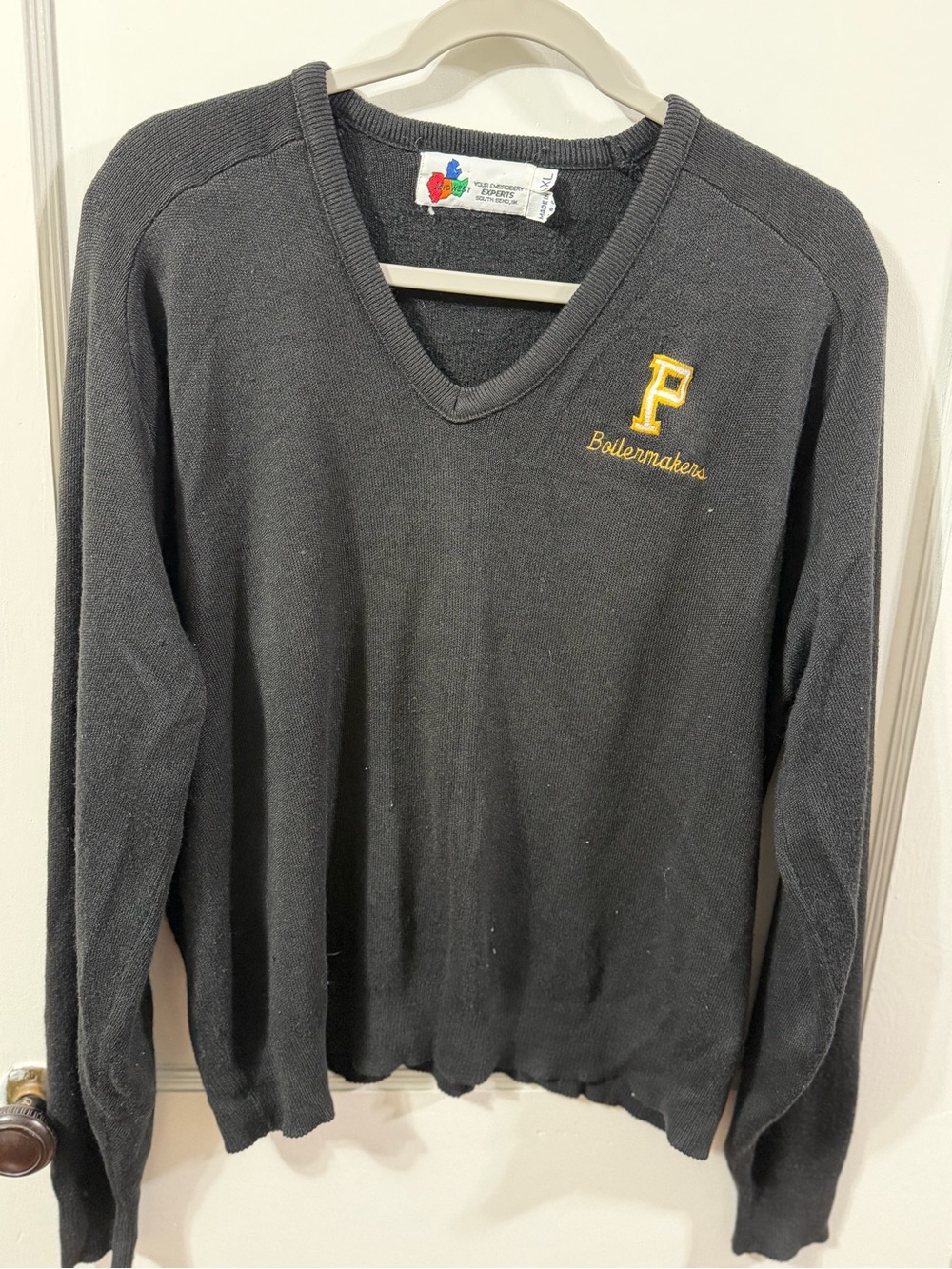 Vintage 80’s Purdue Boilermakers Black V-Neck Sweater